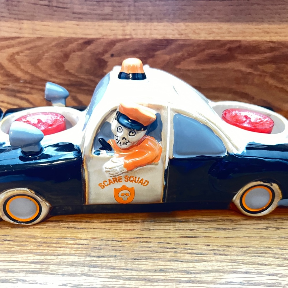 BNWOB  Yankee Candle Scare Squad Halloween tea light holder.